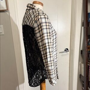 Kensie Plaid and Lace Blouse - Black and Cream